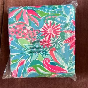 Lilly Pulitzer Lounge Towel